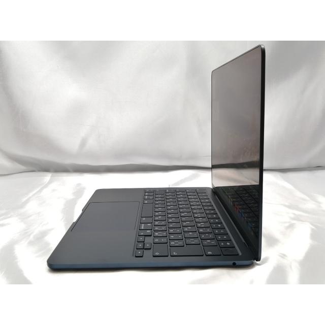 【中古】Apple MacBook Air 13インチ M2(CPU:8C/GPU:8C) 16GB/256GB ミッドナイト MC7X4J/A (M2,2022)【ECセンター】保証期間１ヶ月【ランクB】の画像