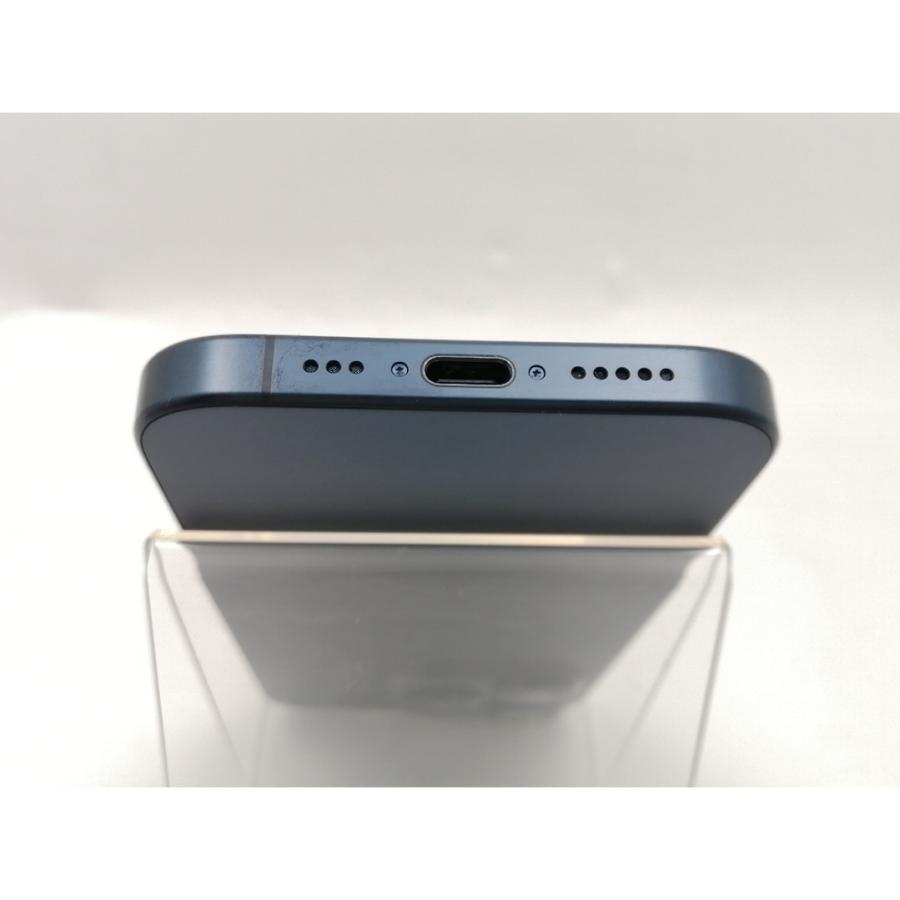 【中古】Apple SoftBank 【SIMフリー】 iPhone 15 Pro 128GB ブルーチタニウム MTUA3J/A【ECセンター】保証期間１ヶ月【ランクB】の画像