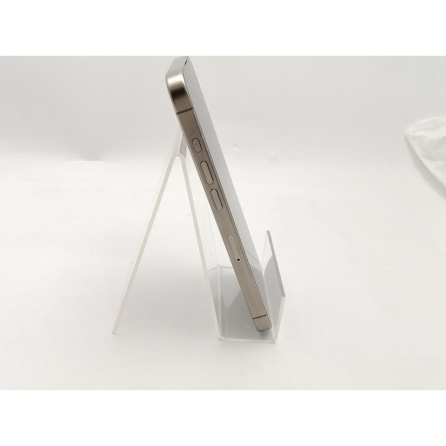 【中古】Apple 国内版 【SIMフリー】 iPhone 15 Pro 128GB ナチュラルチタニウム MTU93J/A【ECセンター】保証期間１ヶ月【ランクB】の画像