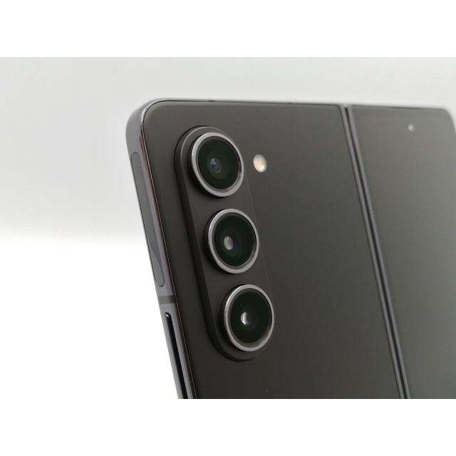 【中古】SAMSUNG docomo 【SIMフリー】 Galaxy Z Fold5 ファントムブラック 12GB 512GB SC-55D【ECセンター】保証期間１ヶ月【ランクA】の画像