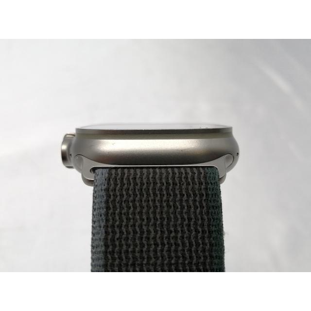【中古】Apple Apple Watch Ultra2 49mm Cellular チタニウムケース/ブルー/ブラックトレイルループ(M/L) MRF63J/A【ECセンター】保証期間１ヶ月【ランクB】の画像