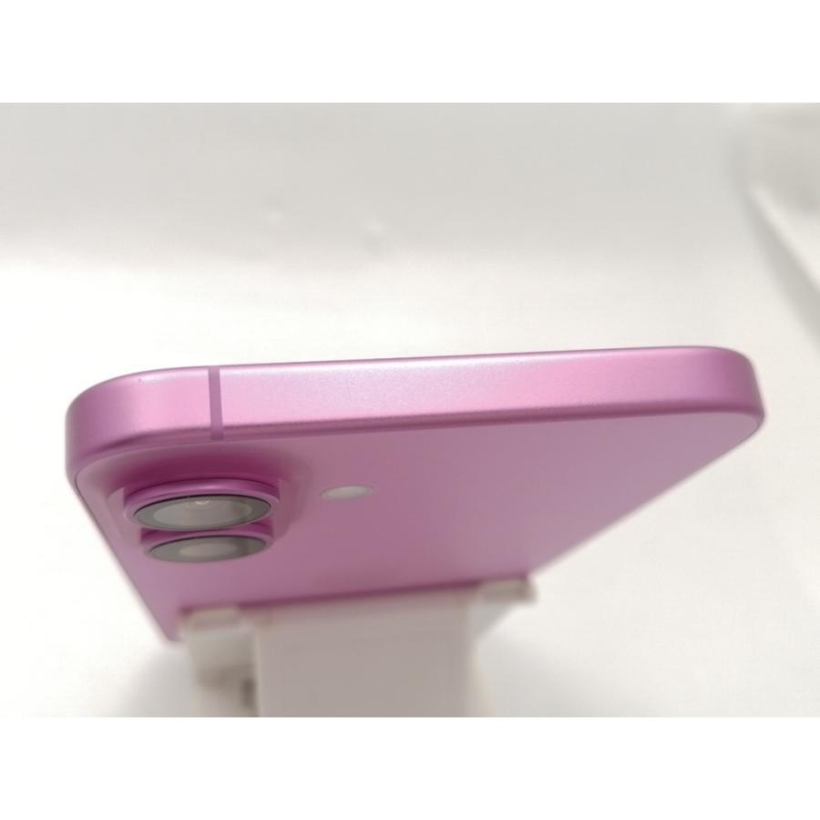 【中古】Apple docomo 【SIMフリー】 iPhone 16 Plus 512GB ピンク MXVQ3J/A【ECセンター】保証期間１ヶ月【ランクA】の画像