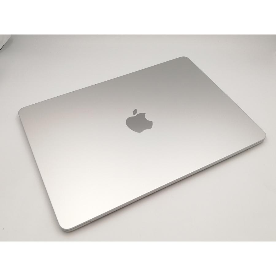 【中古】Apple MacBook Air 13インチ CTO (M3,2024) シルバー M3(CPU:8C/GPU:10C)/16G/512G【ECセンター】保証期間１ヶ月【ランクA】の画像