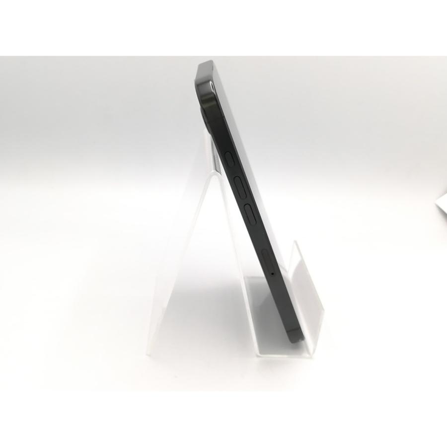 【中古】Apple 国内版 【SIMフリー】 iPhone 16 Pro 128GB ブラックチタニウム MYMV3J/A【ECセンター】保証期間１ヶ月【ランクC】の画像