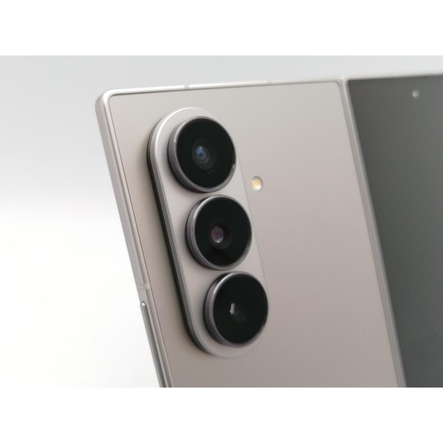 【中古】SAMSUNG 国内版 【SIMフリー】 Galaxy Z Fold7 シルバーシャドウ 12GB 256GB SM-F966Q【ECセンター】保証期間１ヶ月【ランクA】の画像