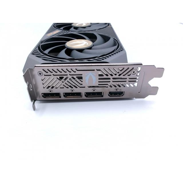 ZOTAC GeForce RTX 5070 12GB 中古 中古】ZOTAC ZOTAC GAMING GeForce RTX 5070 SOLID ZT-B50700D-10P