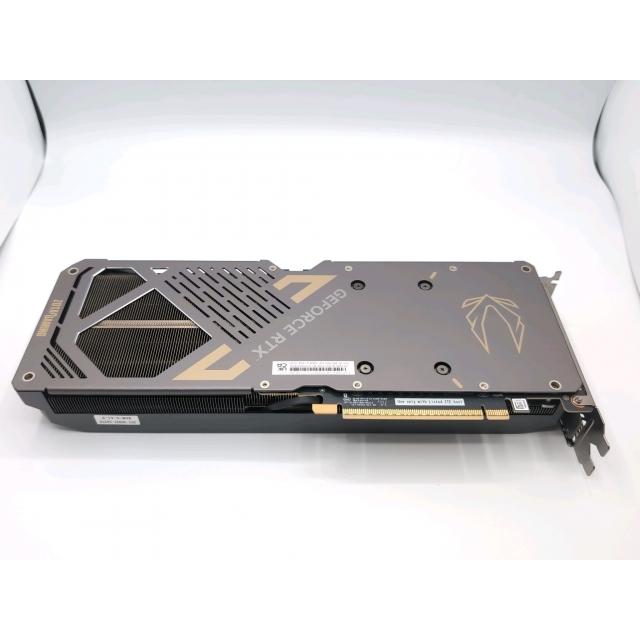 中古】ZOTAC ZOTAC GAMING GeForce RTX 5070 SOLID ZT-B50700D-10P