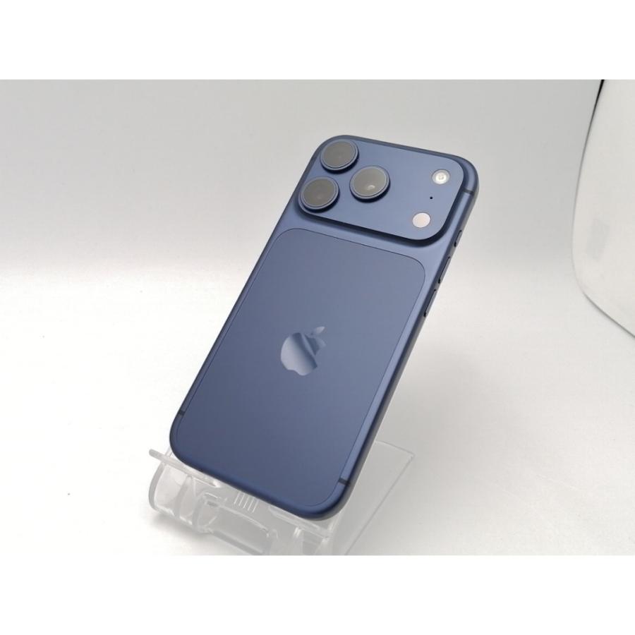 中古】Apple 国内版 【SIMフリー】 iPhone 17 Pro 256GB ディープ