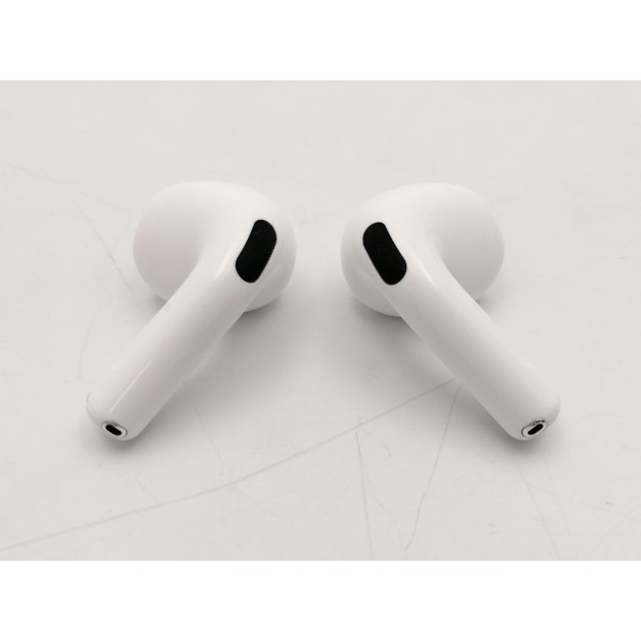 中古】Apple AirPods 4 アクティブノイズキャンセリング搭載モデル