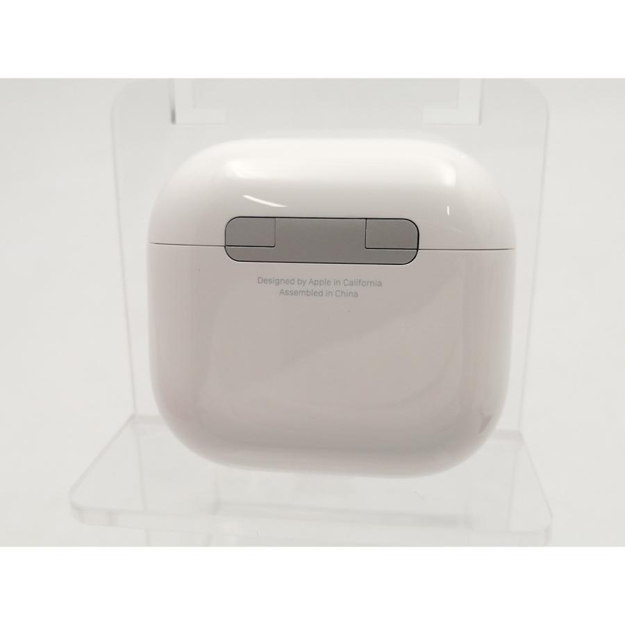 中古】Apple AirPods 4 アクティブノイズキャンセリング搭載モデル