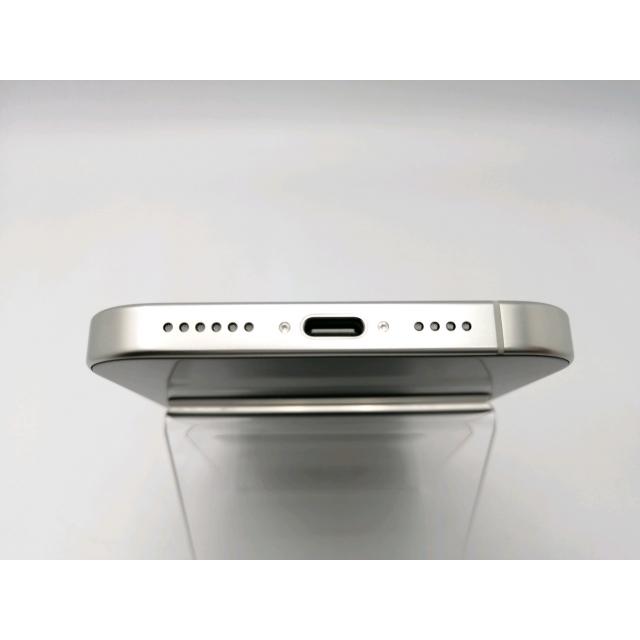 中古】Apple 海外版 【SIMフリー】 iPhone 16 Pro Max 256GB ホワイト