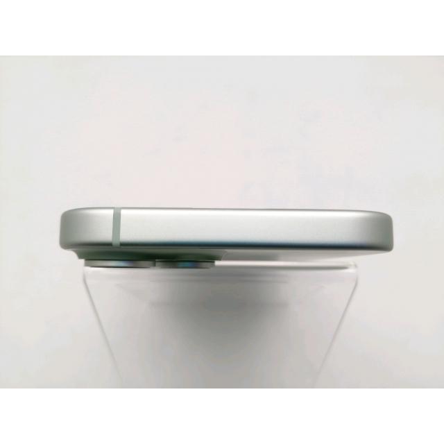 中古】Apple 国内版 【SIMフリー】 iPhone 15 256GB グリーン MTMT3J/A