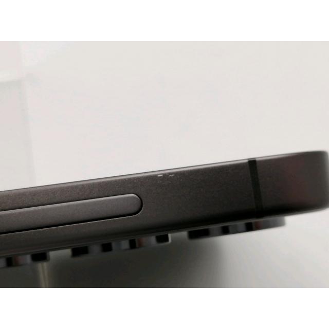 中古】SAMSUNG docomo 【SIMフリー】 Galaxy S24 オニキスブラック 8GB