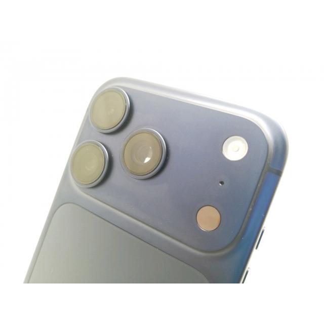 中古】Apple 国内版 【SIMフリー】 iPhone 17 Pro 256GB ディープ