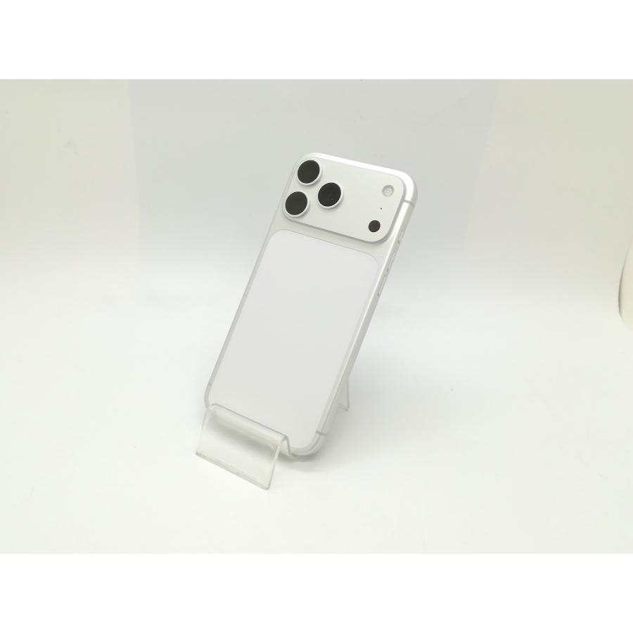中古】Apple 国内版 【SIMフリー】 iPhone 17 Pro Max 512GB シルバー