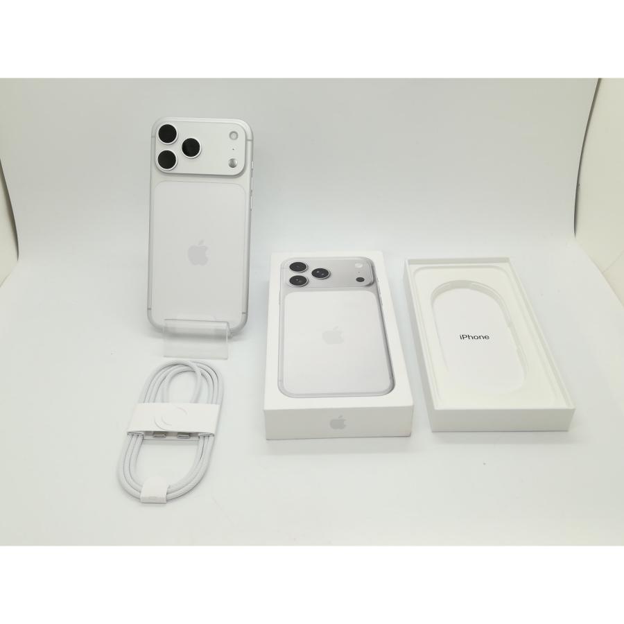 未使用】Apple 国内版 【SIMフリー】 iPhone 17 Pro Max 1TB シルバー