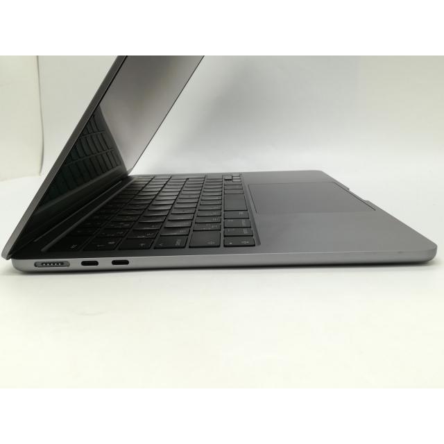 中古】Apple MacBook Air 13インチ CTO (M3,2024) スペースグレイ M3