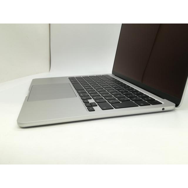 中古】Apple MacBook Air 13インチ (M4,2025) M4(CPU:10C/GPU:8C) 16GB
