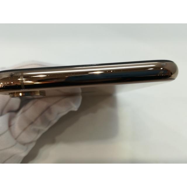 中古】Apple au 【SIMロック解除済み】 iPhone XS 64GB ゴールド