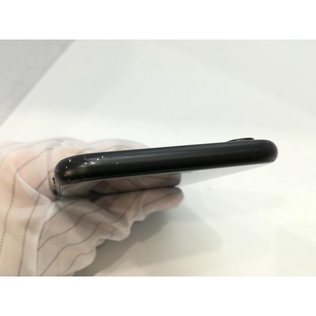 中古】Apple au 【SIMロック解除済み】 iPhone XR 128GB ブラック