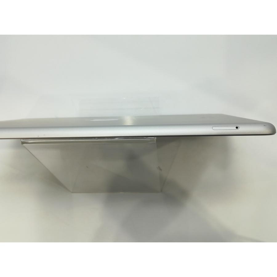中古】Apple 国内版 【SIMフリー】 iPad（第7世代/2019） 32GB