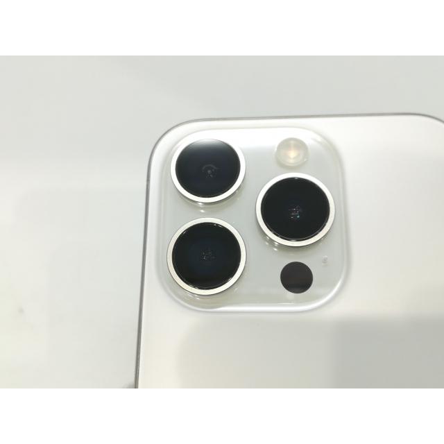 中古】Apple 国内版 【SIMフリー】 iPhone 15 Pro 256GB ホワイト
