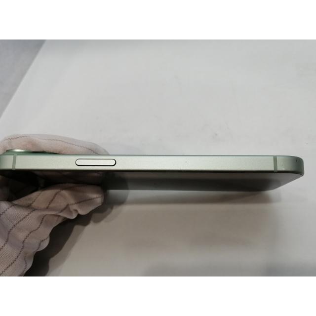 【中古】Apple docomo 【SIMフリー】 iPhone 15 256GB グリーン MTMT3J/A【浜松駅前】保証期間１ヶ月【ランクC】の画像