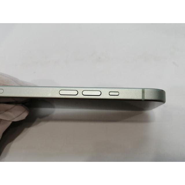 【中古】Apple docomo 【SIMフリー】 iPhone 15 256GB グリーン MTMT3J/A【浜松駅前】保証期間１ヶ月【ランクC】の画像