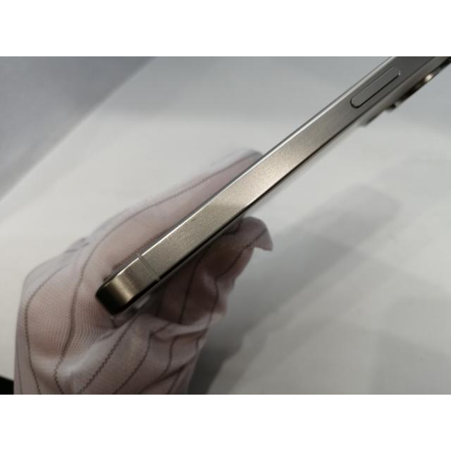 【中古】Apple 国内版 【SIMフリー】 iPhone 15 Pro 256GB ホワイトチタニウム MTUD3J/A【浜松駅前】保証期間１ヶ月【ランクA】の画像