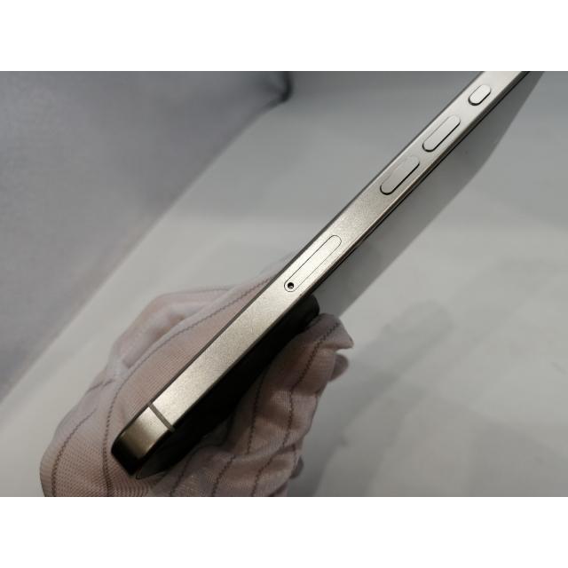 【中古】Apple 国内版 【SIMフリー】 iPhone 15 Pro 256GB ホワイトチタニウム MTUD3J/A【浜松駅前】保証期間１ヶ月【ランクA】の画像