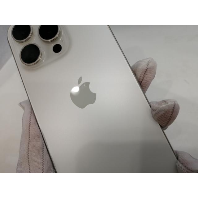 【中古】Apple 国内版 【SIMフリー】 iPhone 15 Pro 256GB ホワイトチタニウム MTUD3J/A【浜松駅前】保証期間１ヶ月【ランクA】の画像
