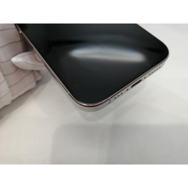 【中古】Apple 国内版 【SIMフリー】 iPhone 15 Pro 256GB ホワイトチタニウム MTUD3J/A【浜松駅前】保証期間１ヶ月【ランクA】の画像