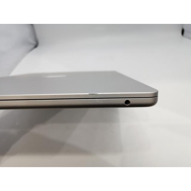 中古】Apple MacBook Air 15インチ CTO (M4, 2025) シルバー M4(CPU 