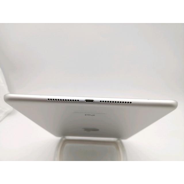 中古】Apple au 【SIMロック解除済み】 iPad（第6世代/2018） 32GB