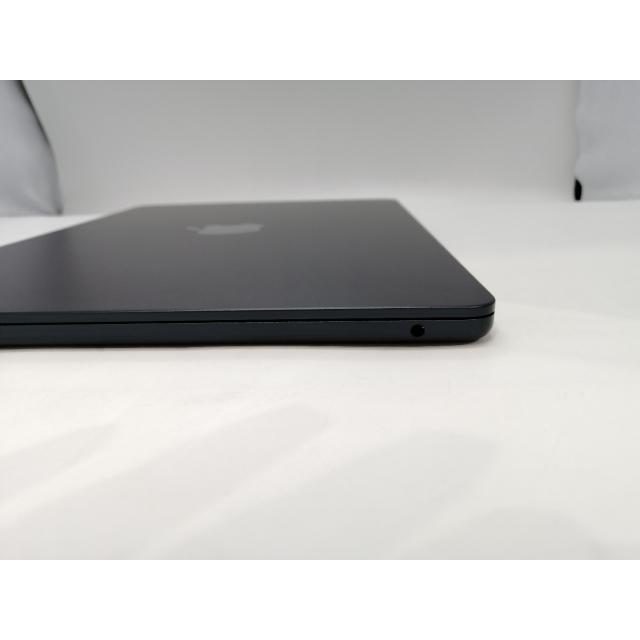 中古】Apple MacBook Air 13インチ M2(CPU:8C/GPU:8C) 8GB/256GB