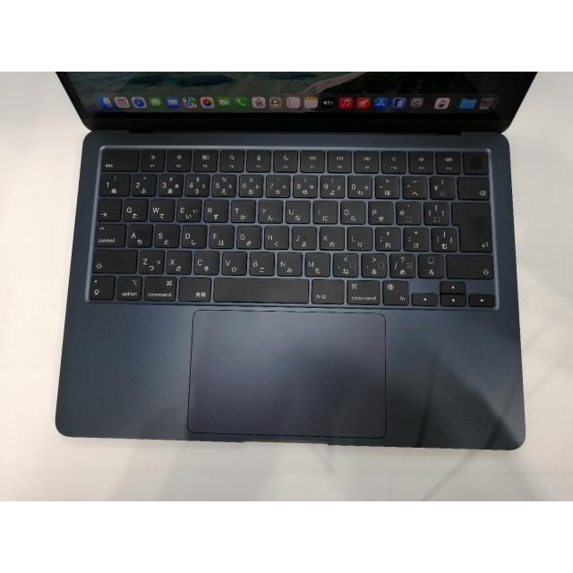 中古】Apple MacBook Air 13インチ M2(CPU:8C/GPU:8C) 8GB/256GB