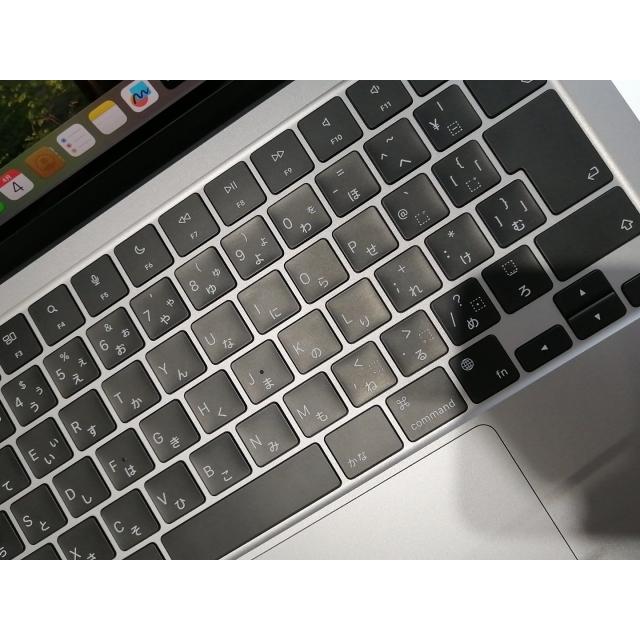 【中古】Apple MacBook Air 13インチ CTO (M2,2022) シルバー M2(CPU:8C/GPU:8C)/16G/512G/30W AC【浜松駅前】保証期間１ヶ月【ランクA】の画像