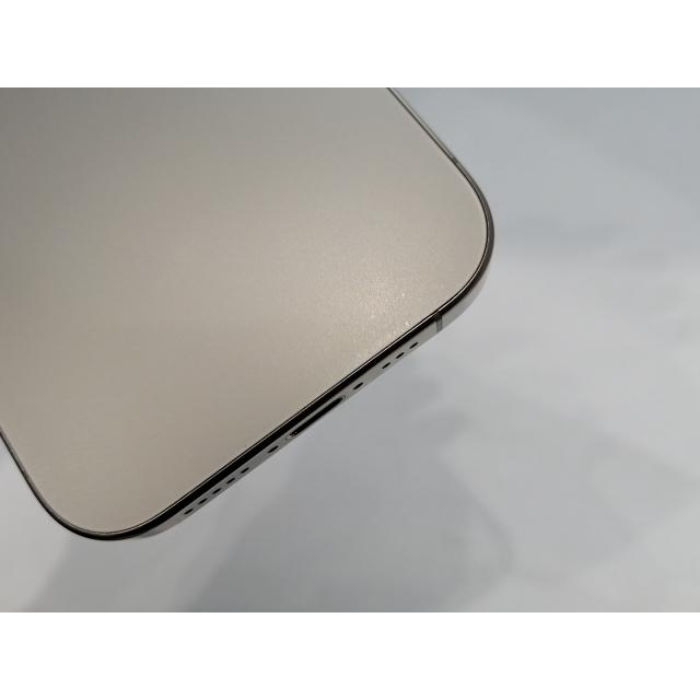 【中古】Apple 国内版 【SIMフリー】 iPhone 16 Pro 256GB ナチュラルチタニウム MYN33J/A【ECセンター】保証期間１ヶ月【ランクA】の画像