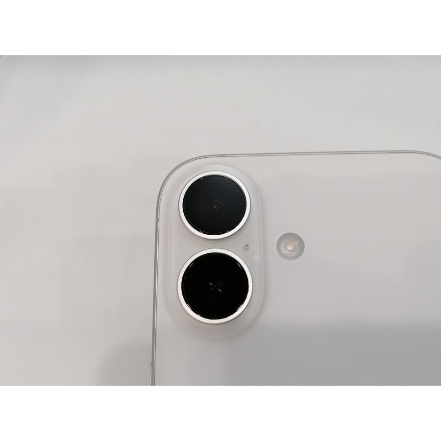 【中古】Apple docomo 【SIMフリー】 iPhone 16 128GB ホワイト MYDR3J/A【秋葉本店】保証期間１ヶ月【ランクB】の画像