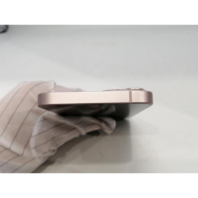 【中古】Apple au 【SIMフリー】 iPhone 13 256GB ピンク MLNK3J/A【小倉駅前】保証期間１ヶ月【ランクC】の画像