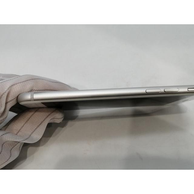 中古】Apple au 【SIMロック解除済み】 iPhone 8 64GB シルバー MQ792J