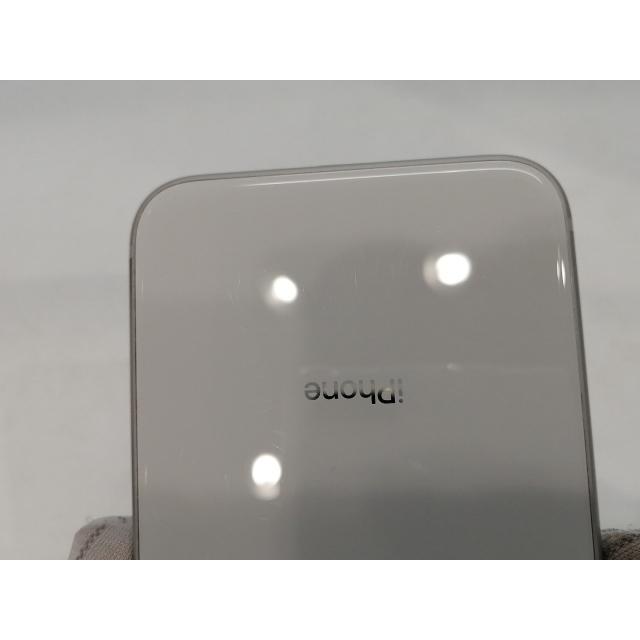 中古】Apple au 【SIMロック解除済み】 iPhone 8 64GB シルバー MQ792J