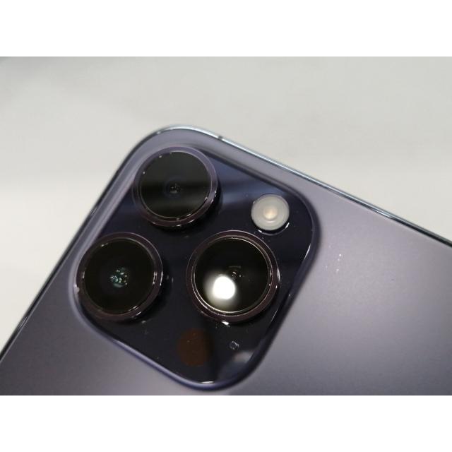 【中古】Apple au 【SIMフリー】 iPhone 14 Pro Max 128GB ディープパープル MQ993J/A【浜松駅前】保証期間１ヶ月【ランクB】の画像