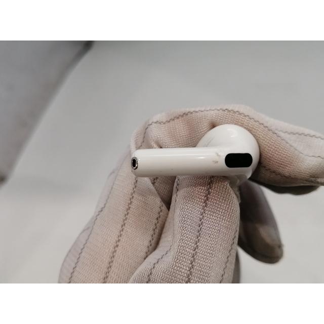中古】Apple AirPods 4 アクティブノイズキャンセリング搭載モデル