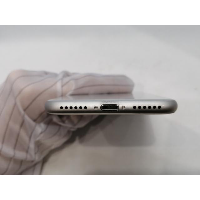 中古】Apple SoftBank 【SIMロック解除済み】 iPhone 8 64GB シルバー