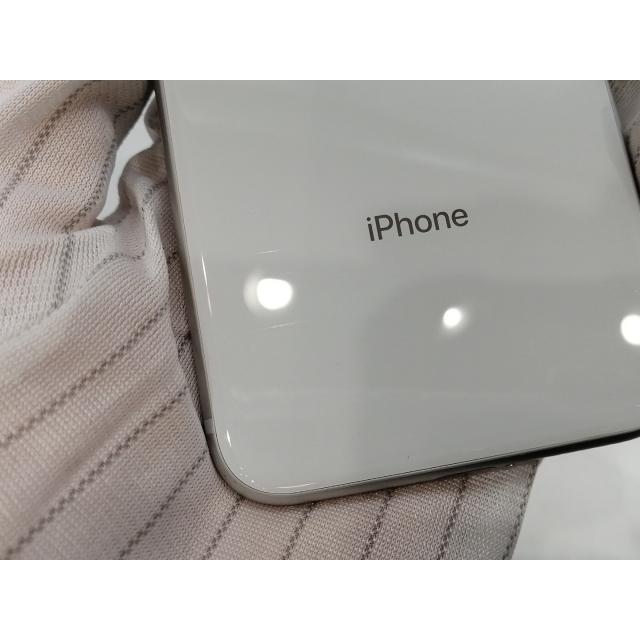 中古】Apple SoftBank 【SIMロック解除済み】 iPhone 8 64GB シルバー