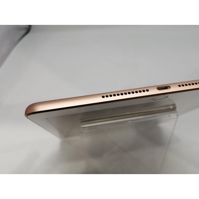 中古】Apple docomo 【SIMロック解除済み】 iPad（第6世代/2018