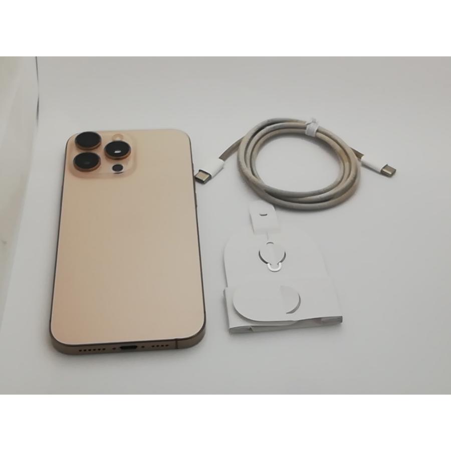 中古】Apple 海外版 【SIMフリー】 iPhone 16 Pro Max 256GB デザート