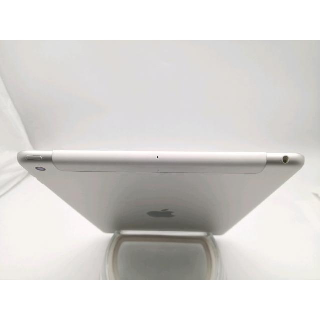 中古】Apple docomo 【SIMロック解除済み】 iPad（第7世代/2019） 32GB