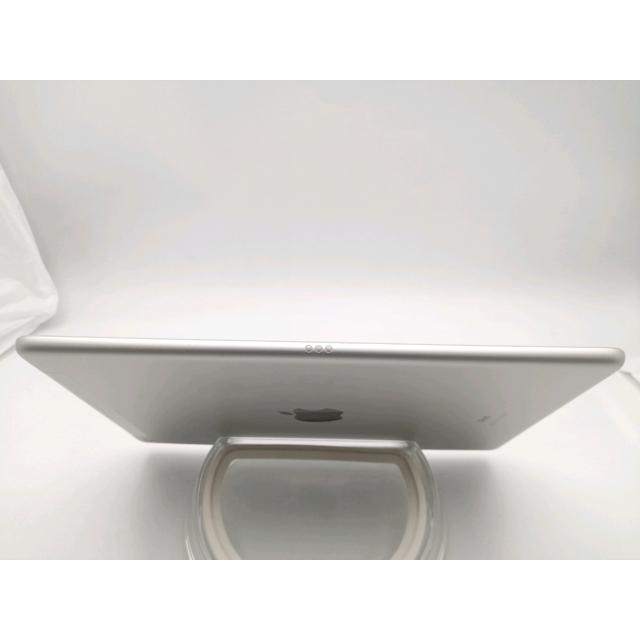 中古】Apple docomo 【SIMロック解除済み】 iPad（第7世代/2019） 32GB